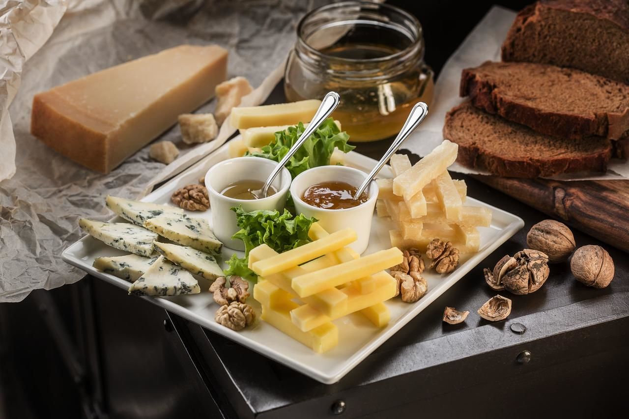 Отель Bastille Hotel Yerevan Ереван-28