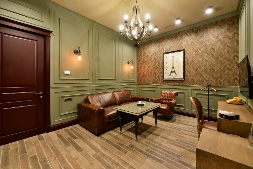 Отель Bastille Hotel Yerevan Ереван-32