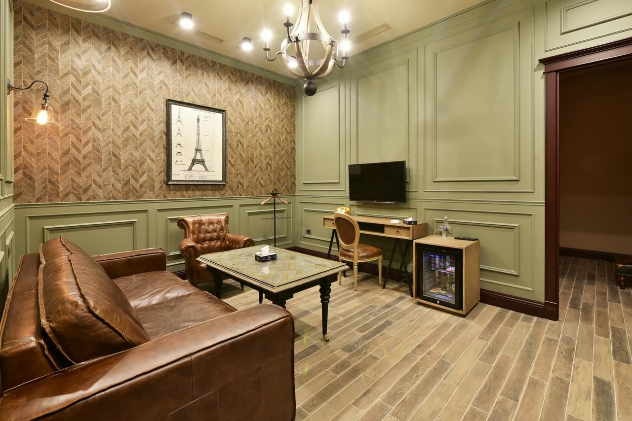 Отель Bastille Hotel Yerevan Ереван-10